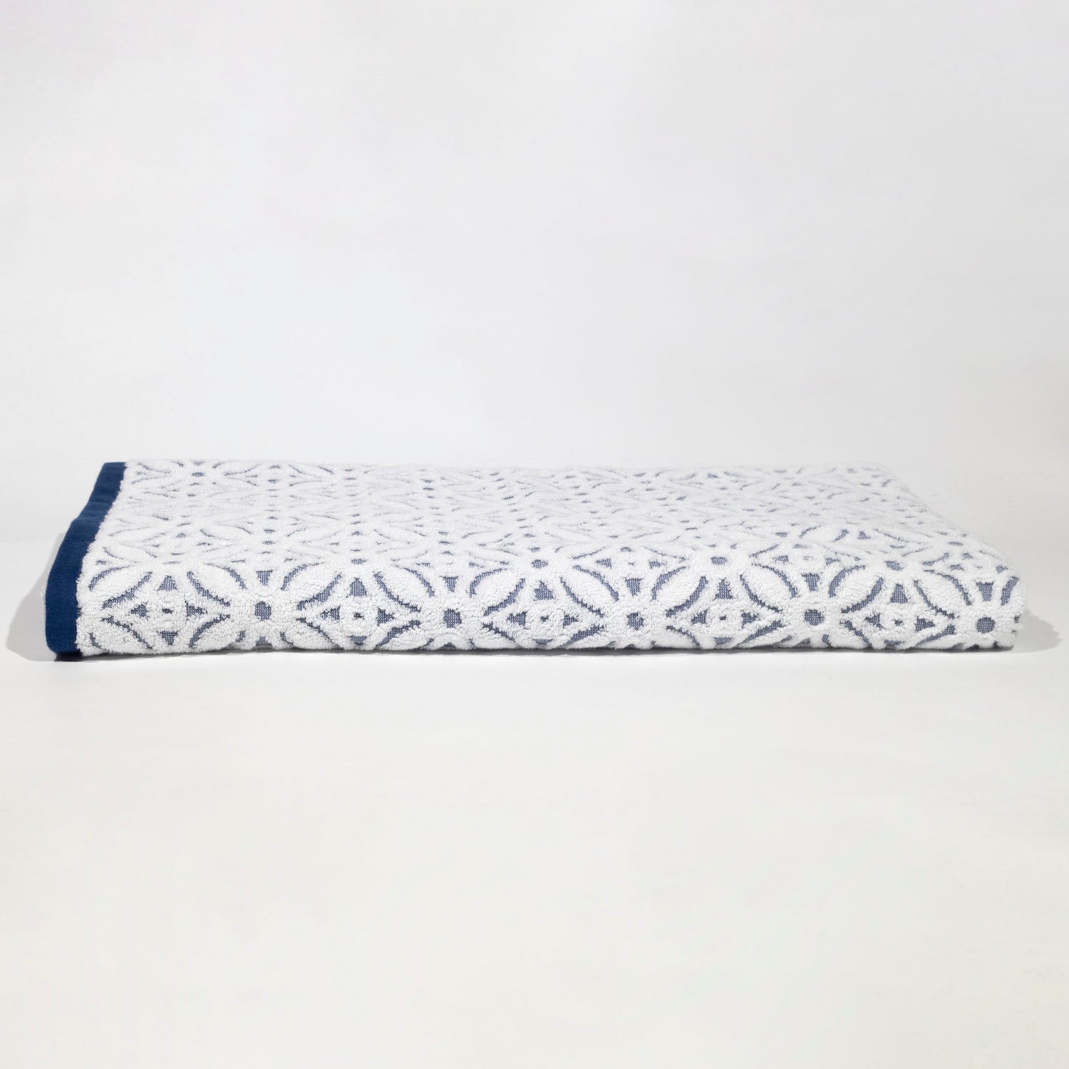 Prague™ 100% Organic Bath Sheet