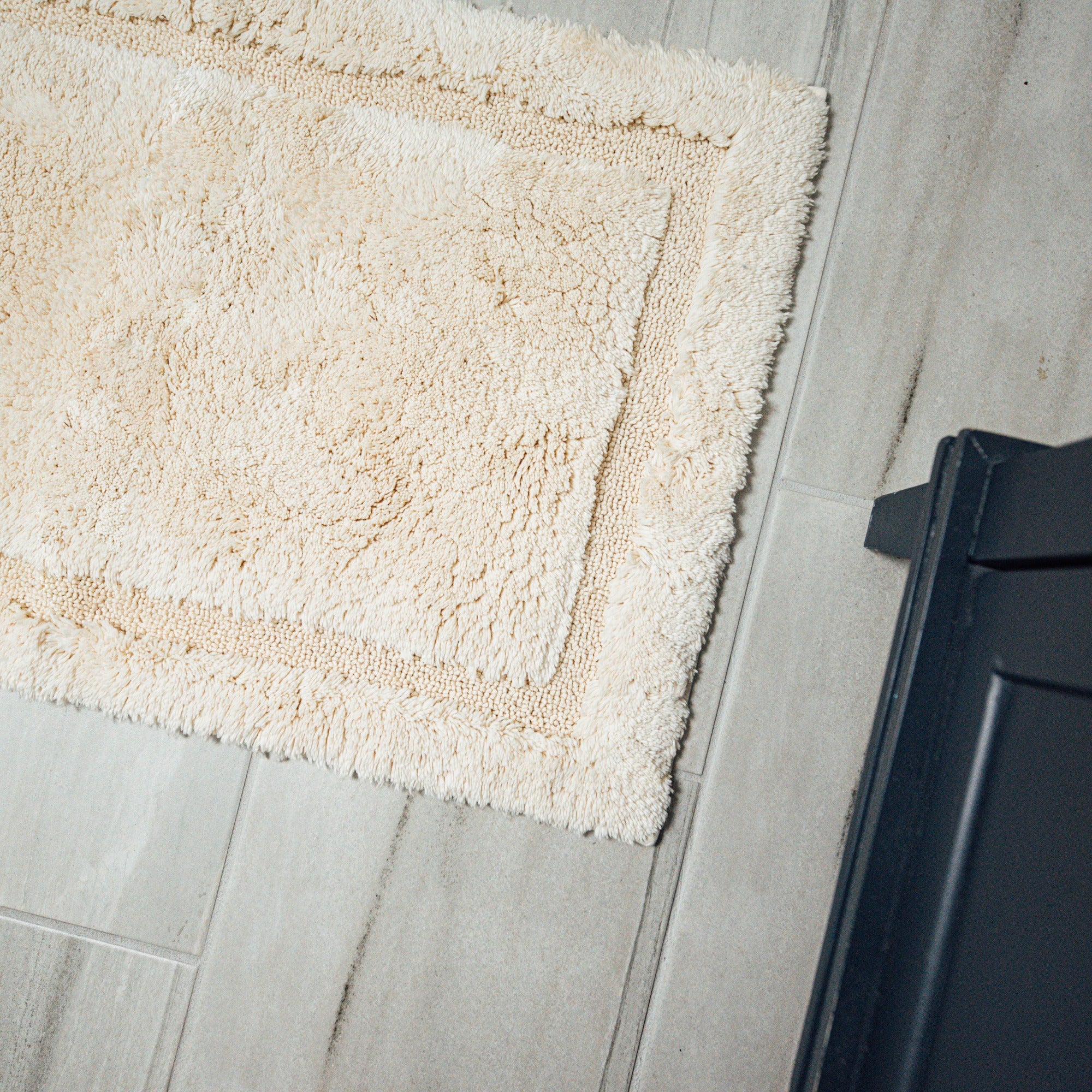 Asheville Organic Cotton Non-Slip Bath Rug