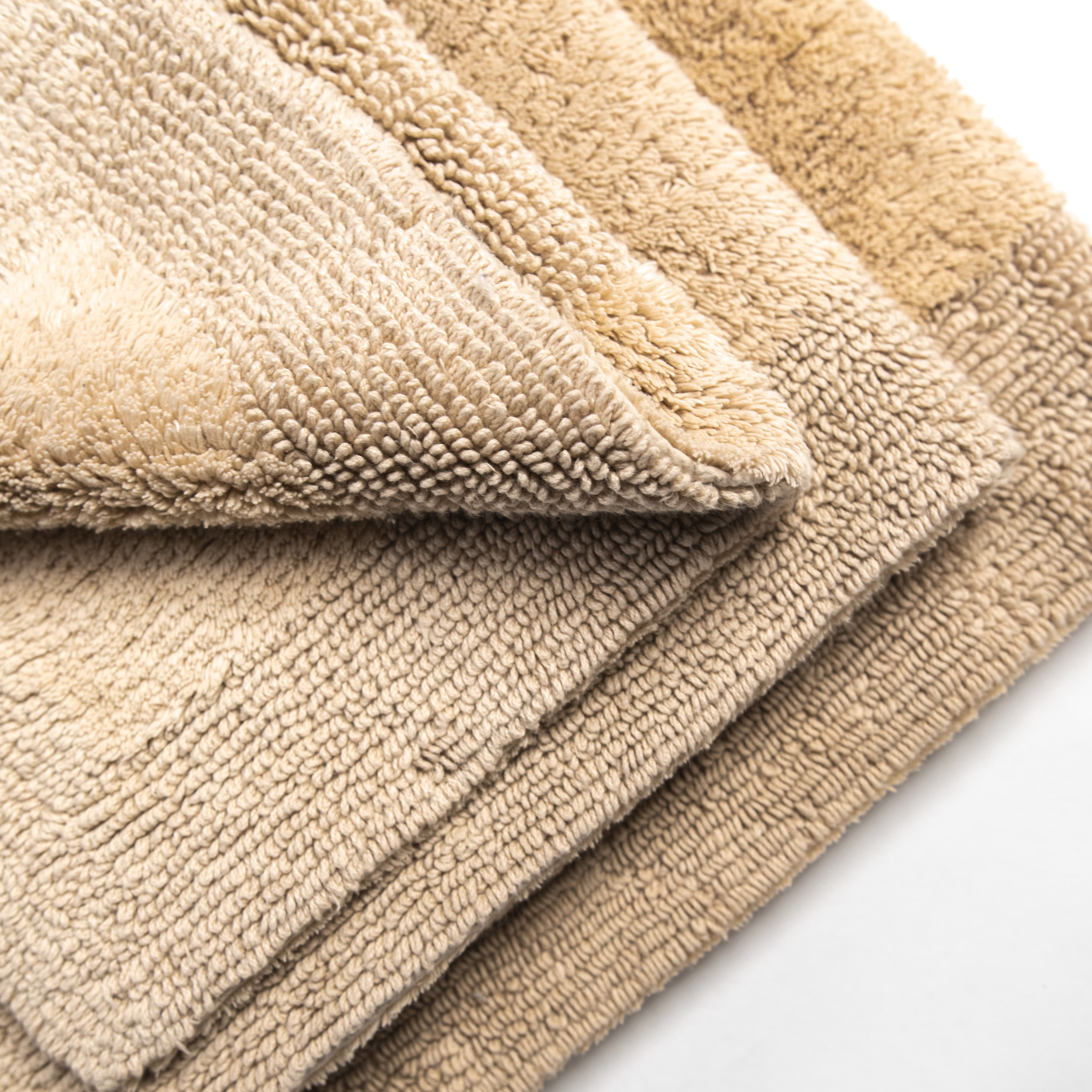 Collection de tapis de bain réversibles en coton biologique Puro